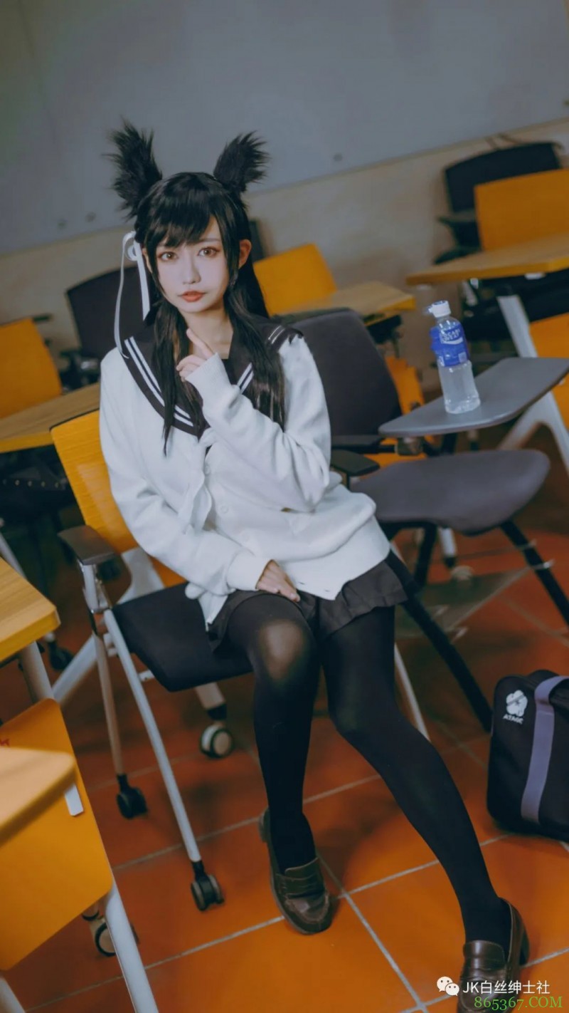 cos:碧蓝航线愛宕学园幻想曲cos正片@神本无尾