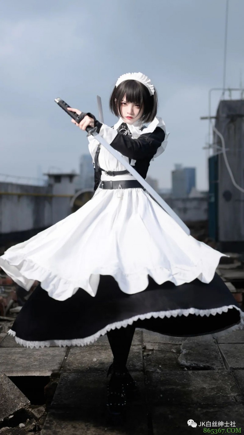 JK少女:双刀流女仆谁不爱呢