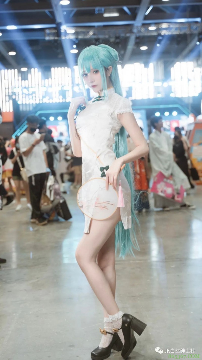 cos：初音韶华旗袍场照@娜娜