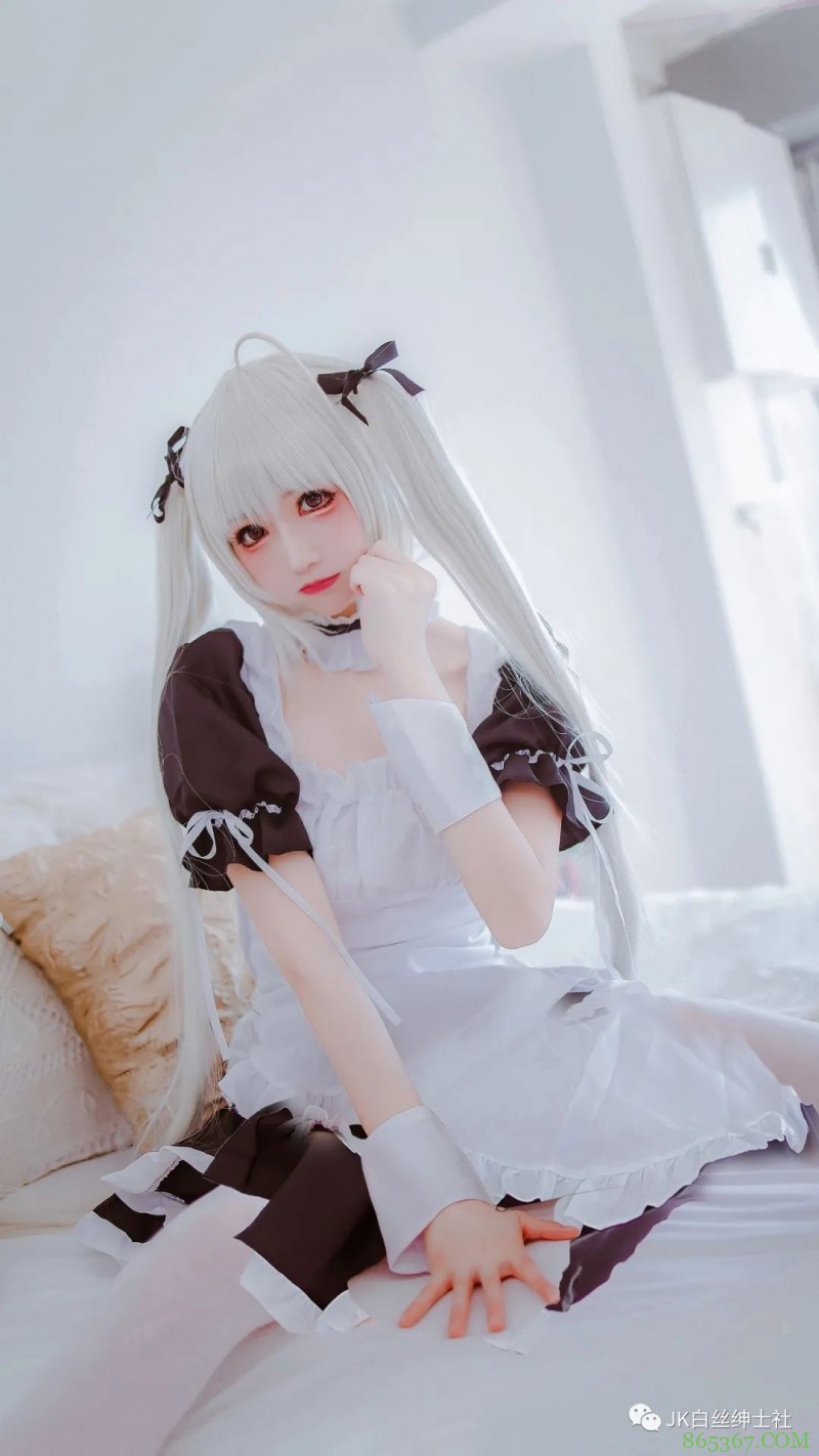 cos:女仆穹妹cos正片@coser衣衣