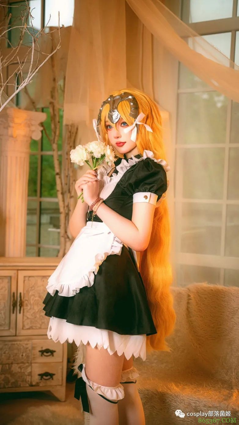 cos:白贞女仆cos正片@阿洛洛,莫名岁月静好