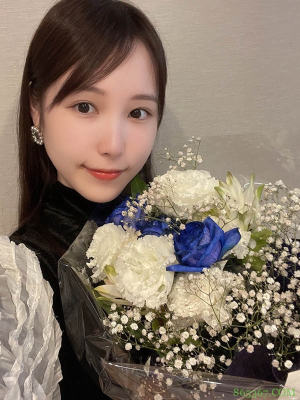 直球美少女来袭!20岁偶像级别正妹“香水じゅん”下海拍片,老司机:超精彩买了不亏!