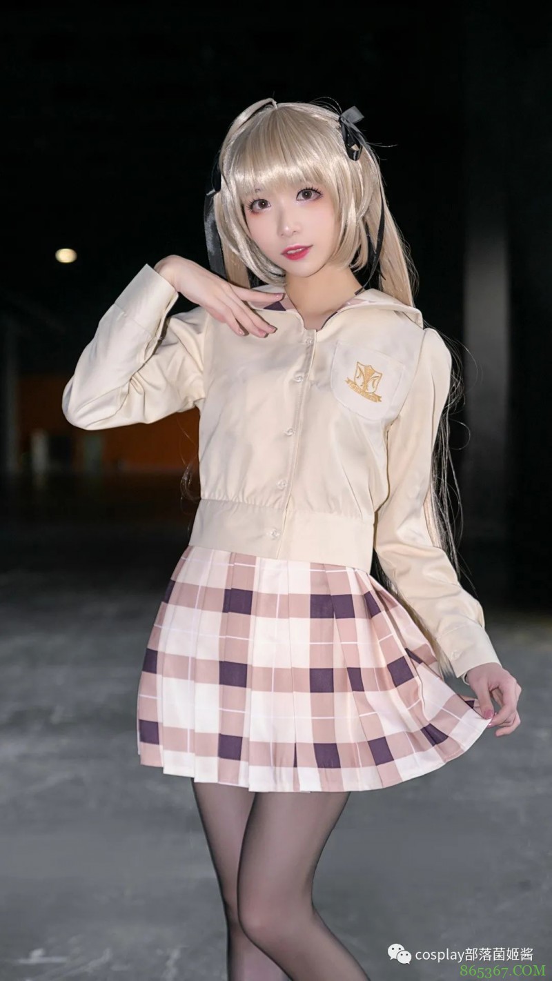 cos：漫展穹妹cos正片@Tomoyo酱，很可爱呢