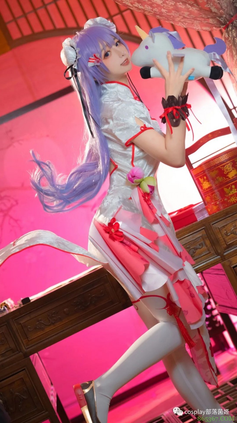 cos:碧蓝航线独角兽cos正片@菌儿,希望哥哥会喜欢