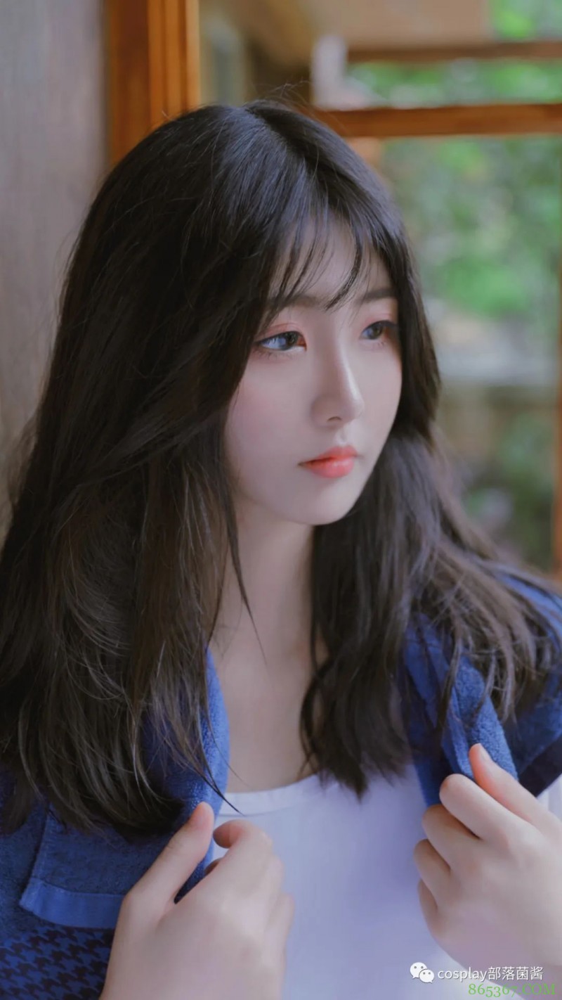 少女写真:慵懒闲适的午后