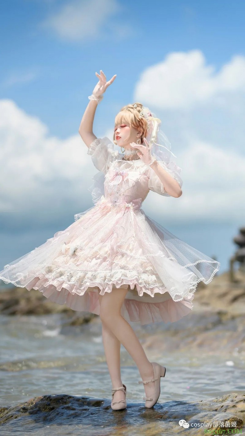 Lolita：桃之春昼，梦中出现无数次的仙女