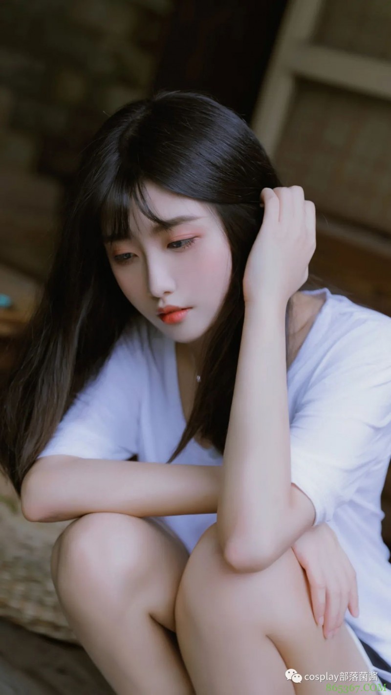 少女写真:慵懒闲适的午后