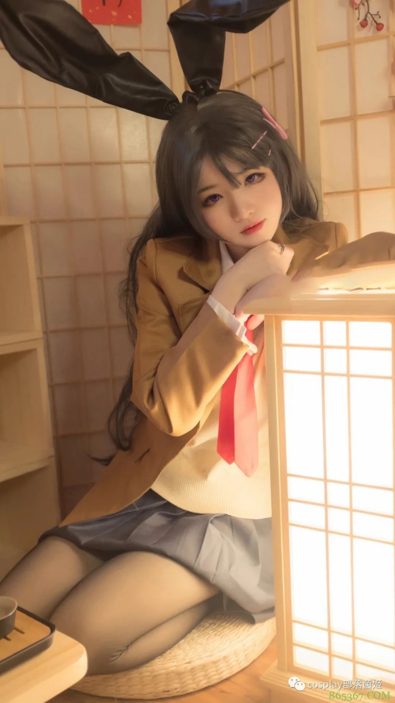 cos：兔女郎学姐樱岛麻衣私房cos正片@森火因璃子