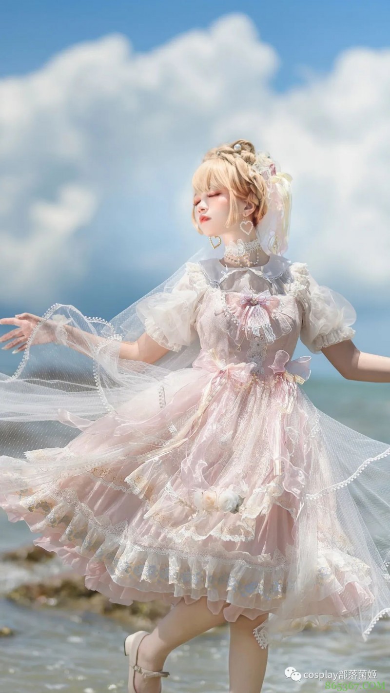 Lolita：桃之春昼，梦中出现无数次的仙女