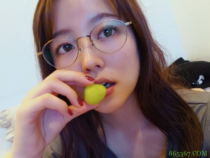 宫泽千春ATID-484 新人为生计让黑人走后门