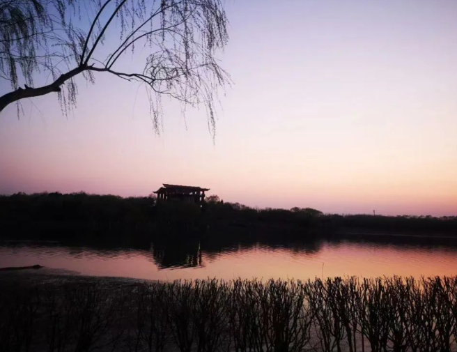 有人陪伴的独处