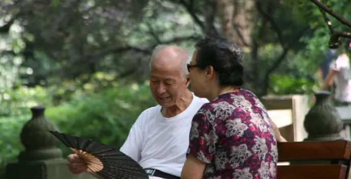 老秦、保姆、老婆(百位老人故事之二)的图片 老秦、保姆、老婆(百位老人故事之二)