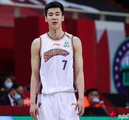 迈博体育 要不是被八一队耽误了几年,他可能已经在NBA赛场