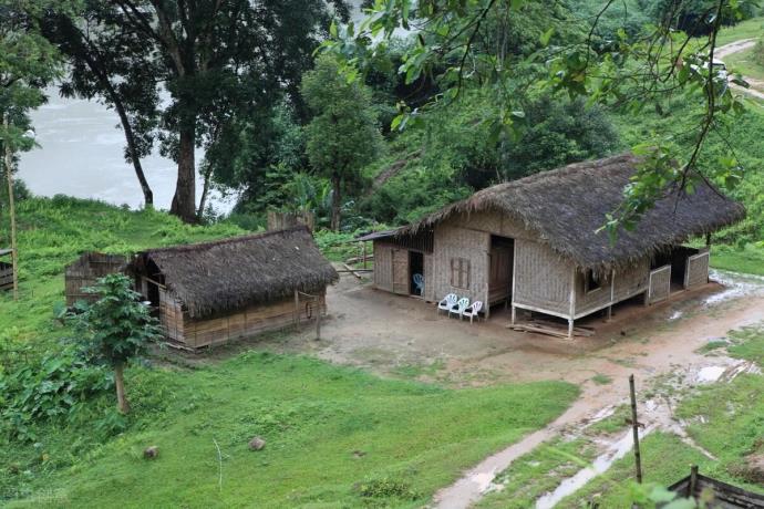 男子冒死从缅北逃回讲述惨痛遭遇的照片 -第1张 男子冒死从缅北逃回讲述惨痛遭遇