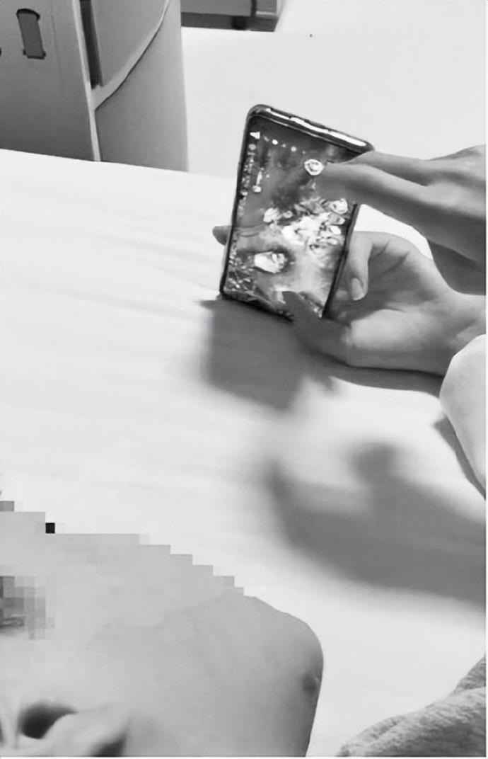 绍兴少年跳下11楼致残仍难戒网瘾,父亲哀求封号的照片 绍兴少年跳下11楼致残仍难戒网瘾,父亲哀求封号