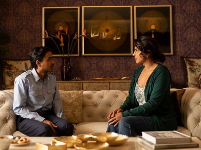 《白老虎》电影剧情与评价，印度种族制度社会缩影