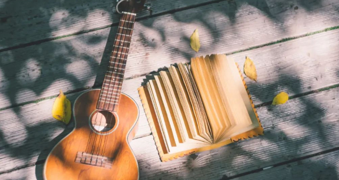 辛勤劳作，诗意栖居