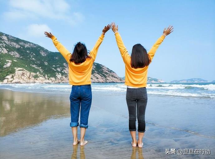 女子不识字被闺蜜骗5千，防火防盗防闺蜜这话不假