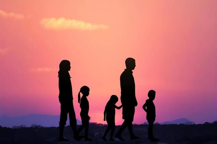 大学生婚育观念出现变化，无须老人催婚，坐等抱孙子