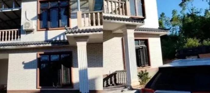 女子花28万在乡下建380平房子，自建房审批流程介绍