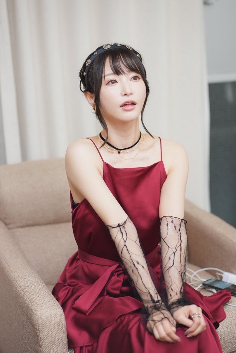 新闻幕后:为什么人权律师不继续和天使もえ(天使萌)战下去? ...