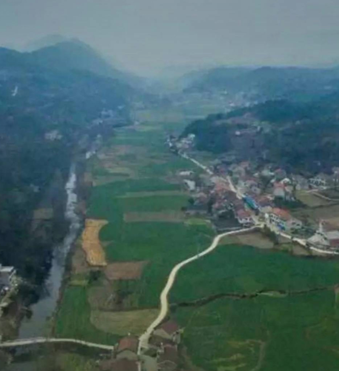 第一次离开山沟沟的图片 第一次离开山沟沟