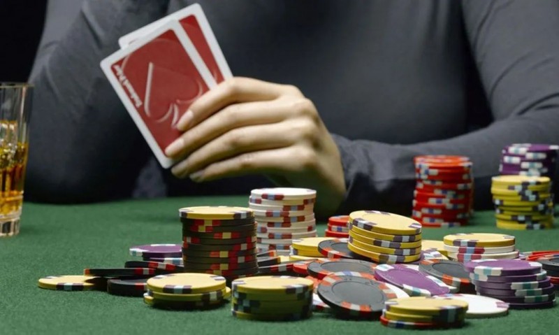 【EV扑克】策略教学:想拿下更多底池 这4个秘诀必不可少!