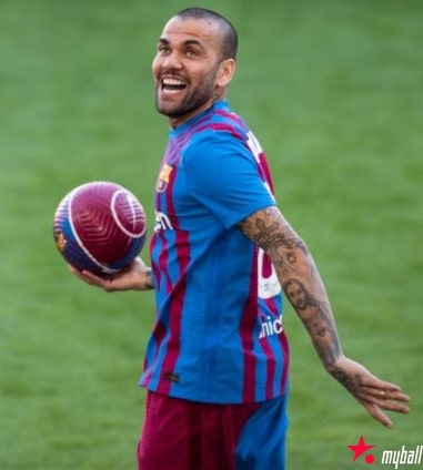 迈博体育 因阿尔维斯入狱,狱内球衣销量翻番