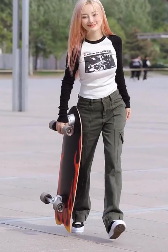 李小璐被传新恋情,答应对方追求已私下见面,最新动态心情好