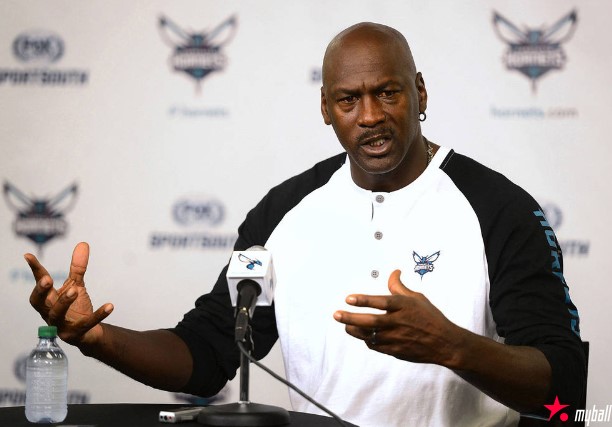 大发体育-达成协议!乔丹卖出黄蜂 出售股权估值约30亿美元,大发助力你的致富之路!