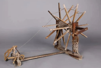 母亲的纺车的图片 母亲的纺车