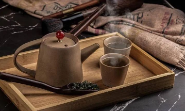 我和梦想中的优雅生活八字不合