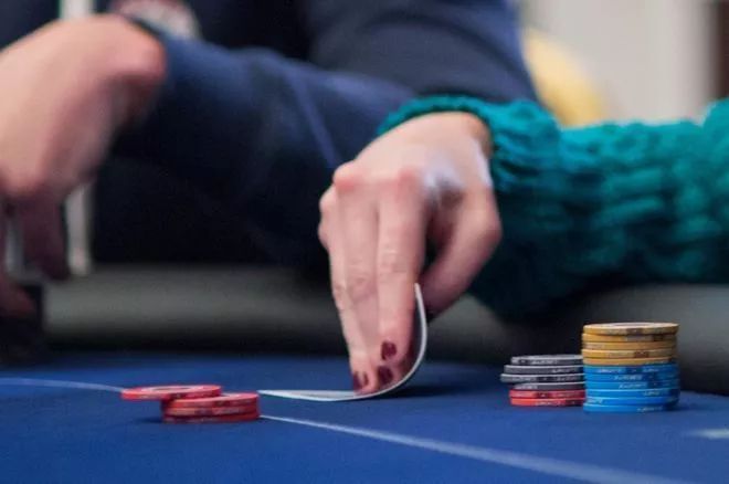 【EV扑克】玩法:拿到好的起手牌总翻车?除了运气之外 也可能是因为……