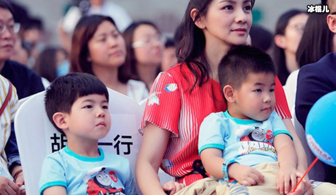 胡可1000万豪宅曝光,微博发文官方回应背后一脸苦笑