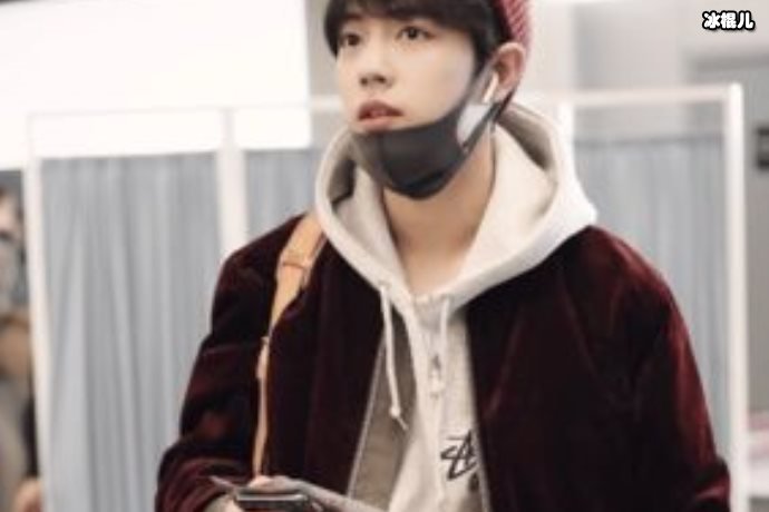 拍戏工作太忙的肖战哥哥,剧组最新私服出来啦!