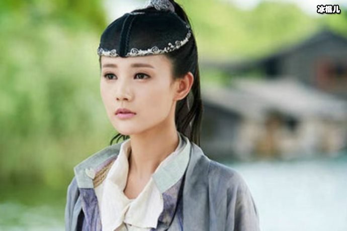 李一桐电影票房要爆了?比黄景瑜马思纯高七倍替身女孩也有春天