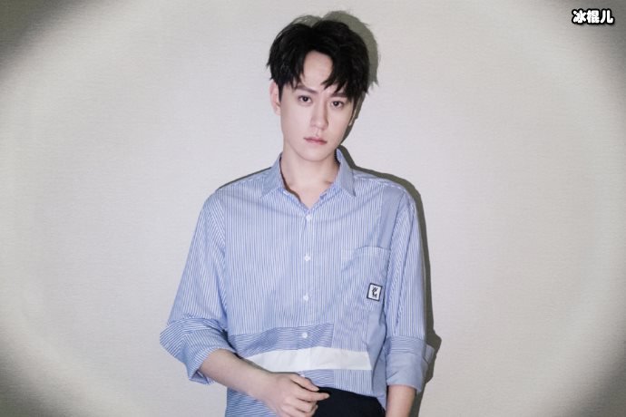 新生代演员秦俊杰是童星出道,演技备受肯定未来可期