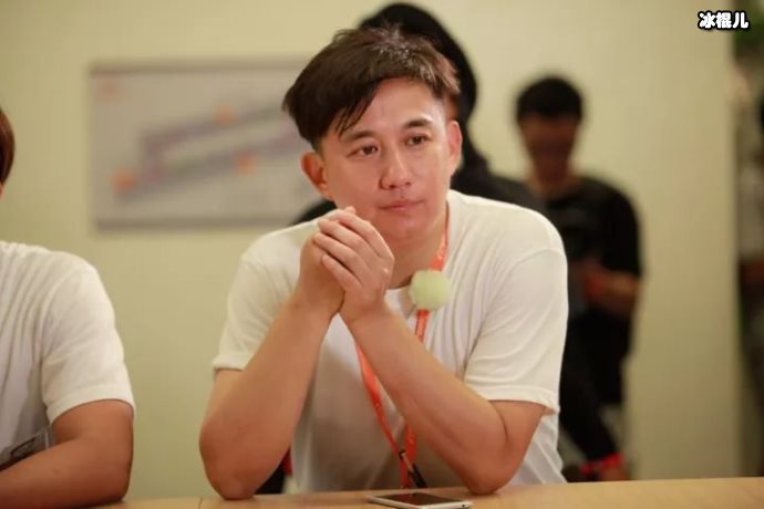 黄磊和六六共同入选编剧奖,六六却不服表示黄磊就是瞎掰