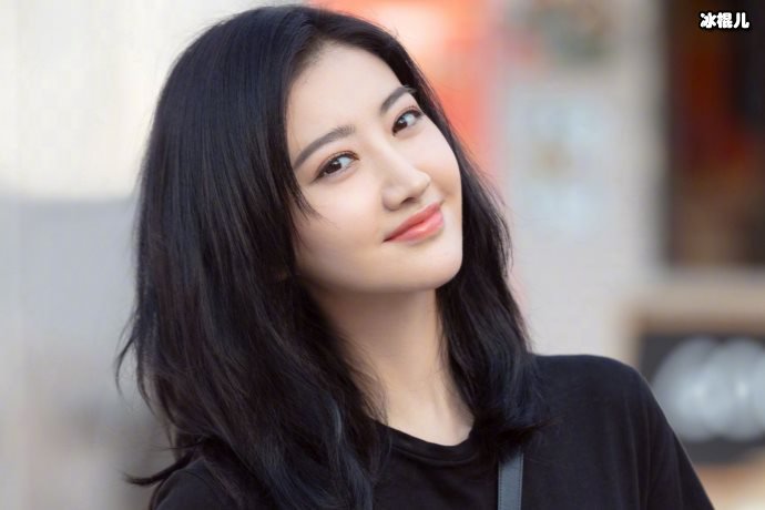 景甜家庭背景图父母和爷爷是谁,背景曝光让人吓一跳!