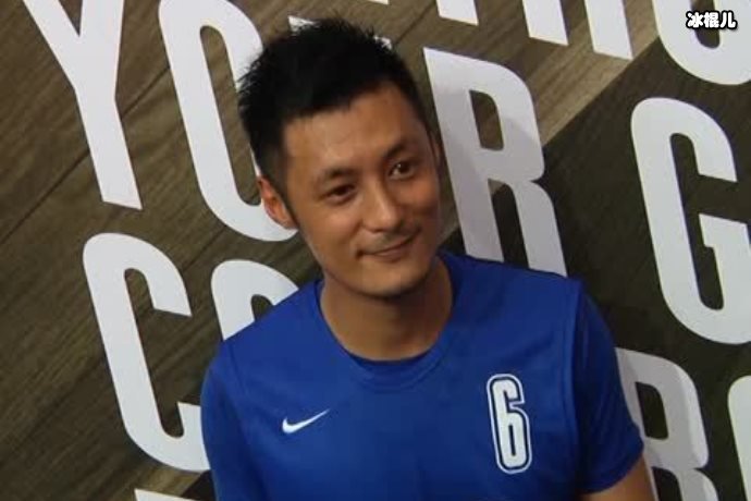 余文乐前女友黄伊汶嫁翻版“李小龙”,怀孕生子身材大变样?