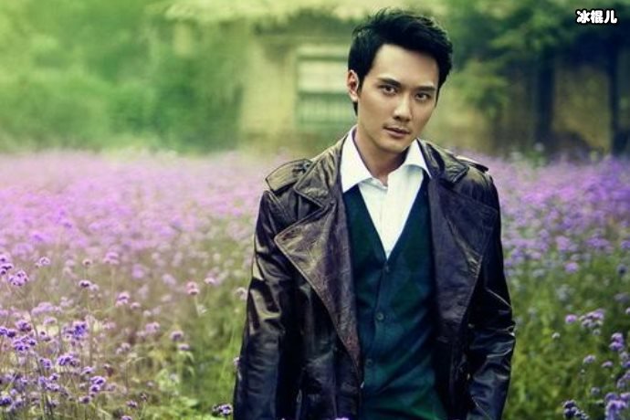 颖宝带儿子一同参加聚会,不知道为什么冯绍峰不在颖宝身边