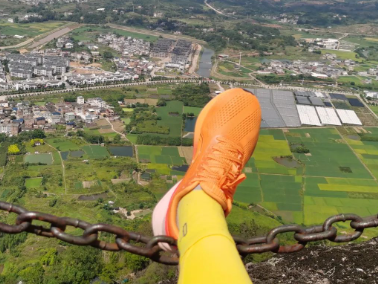 这跑鞋,你会觉得它有很多缺点……的图片 这跑鞋,你会觉得它有很多缺点……