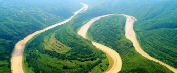 坐看泾河的图片 坐看泾河