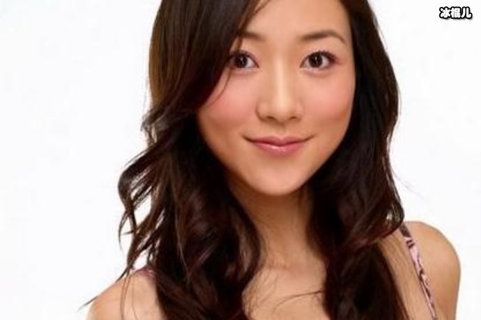 韩雪冬天穿短裤晃悠,简直就是勇敢