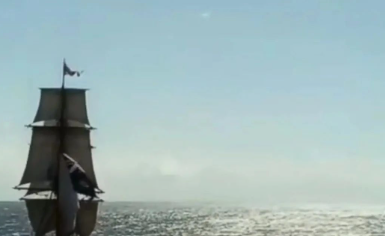 揭开谁家锅底没有灰？