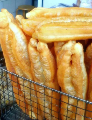 你还会选油条当早餐吗?的图片 你还会选油条当早餐吗?