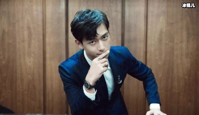 李现遭王栎鑫指责“芳心纵火犯”,曝老婆追星细节露出满满的宠溺