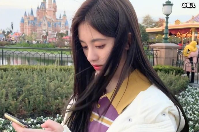 鞠婧祎人设崩塌?被曝耍大牌无理取闹矿泉水喝咖啡需指定牌子