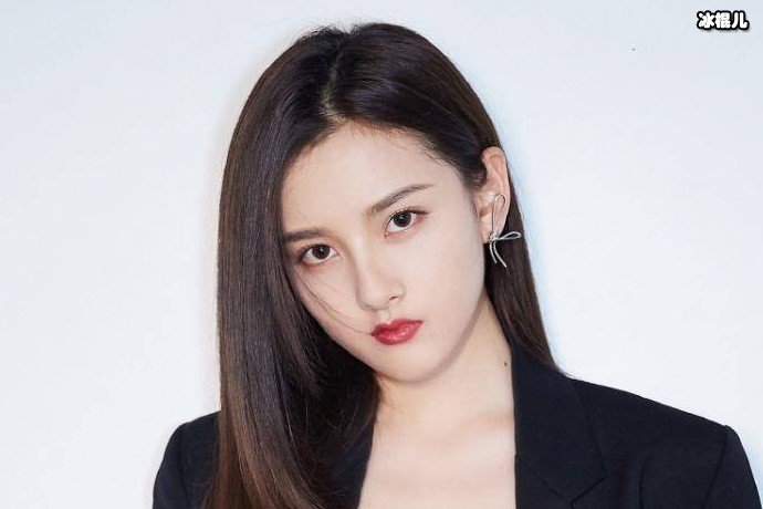 实力派演员阮经天与宋祖儿关系密切,期待早日听到他们好消息