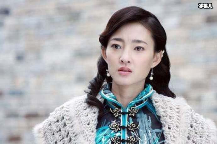 林更新输给“花臂男”,火速搭上“伪王丽坤”是几个意思